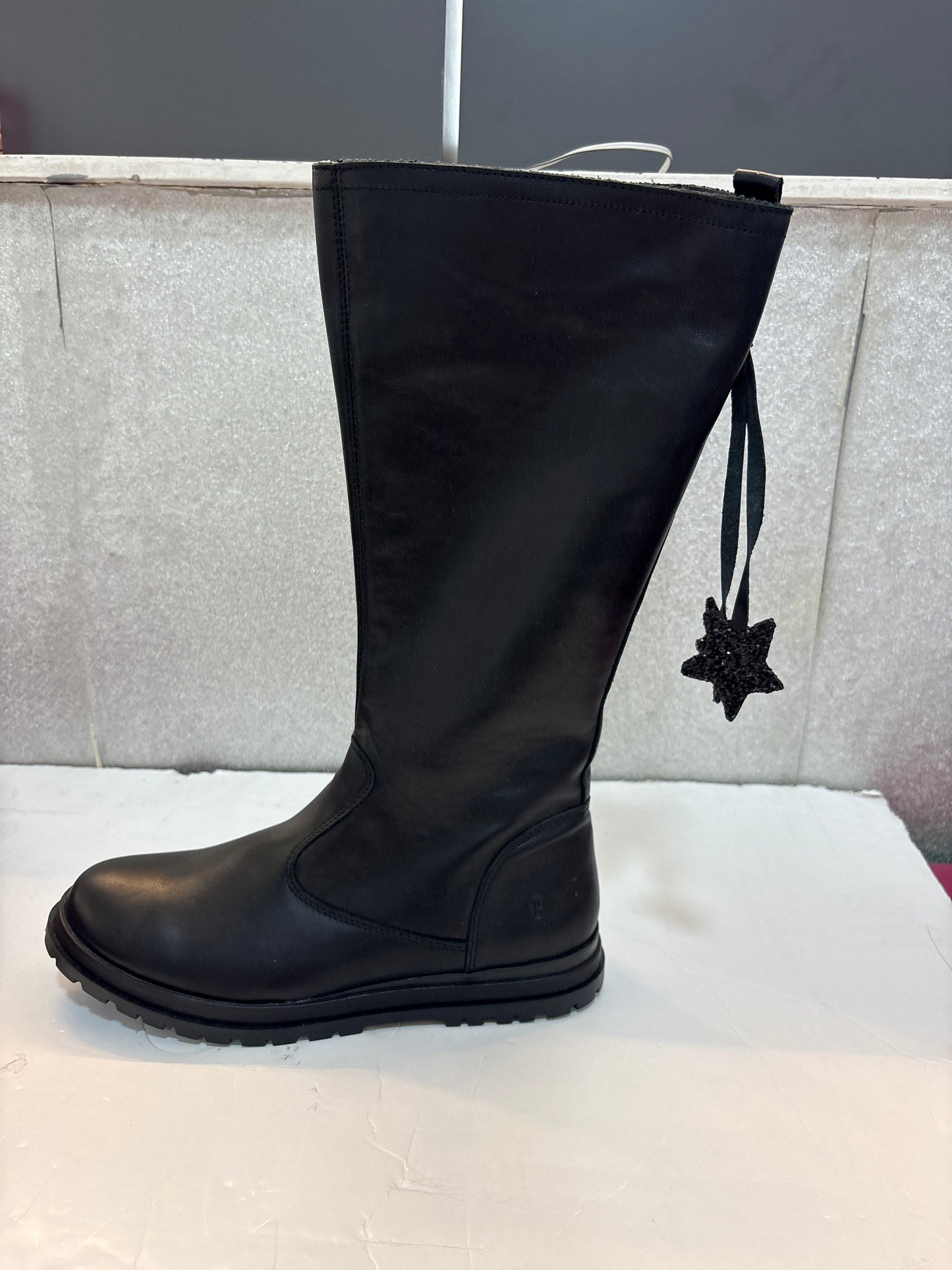 Primigi long boot with star tassel