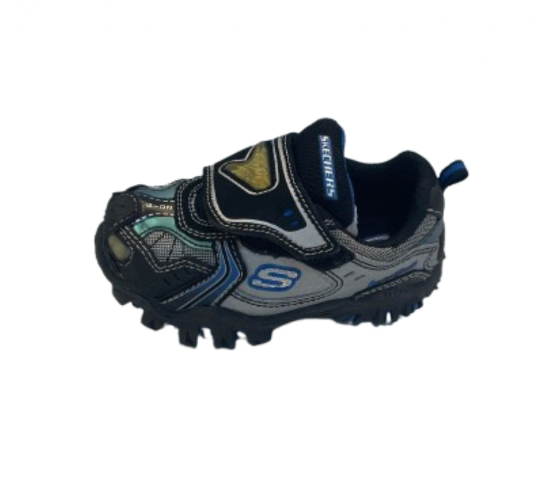 Skechers luminators