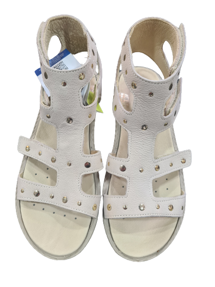 primigi girls cream sandals