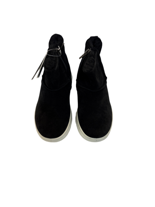 Primigi Girls Black Suede Waterproof Boot