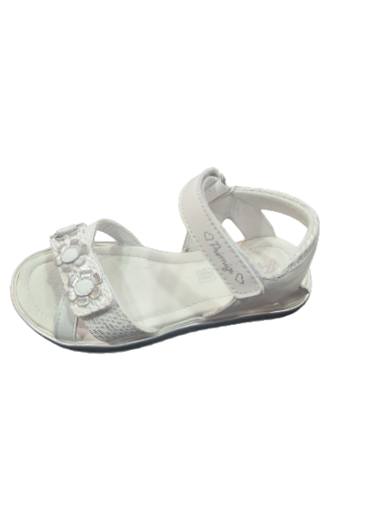 Girl primigi white sandals