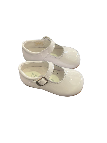 Andanines white charol blanco shoes